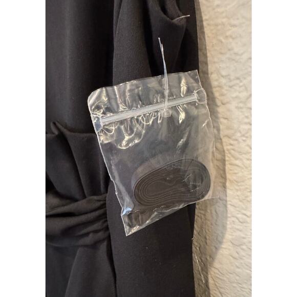 Betsy & Adam Christine Scuba Crepe Ruffle Bow Trumpet Gown Size 14 - Picture 5 of 8